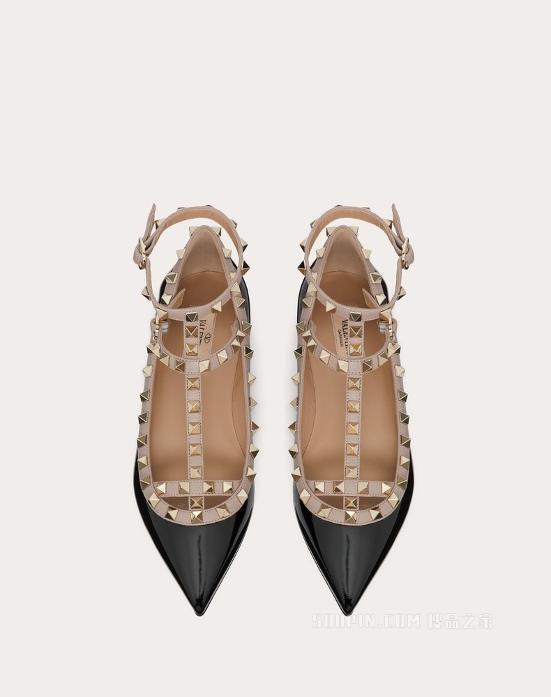 Rockstud 环绕式踝带漆皮铆钉芭蕾平底鞋（鞋跟高 0.5 厘米）