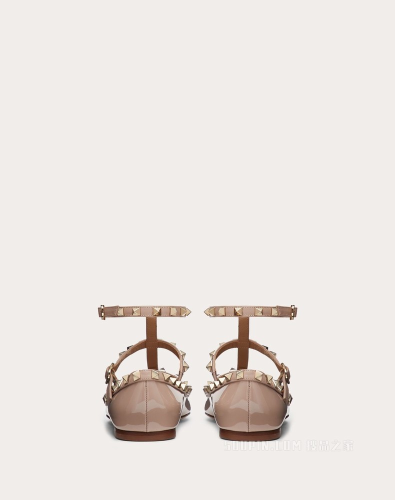 Rockstud 环绕式踝带漆皮铆钉芭蕾平底鞋（鞋跟高 0.5 厘米）