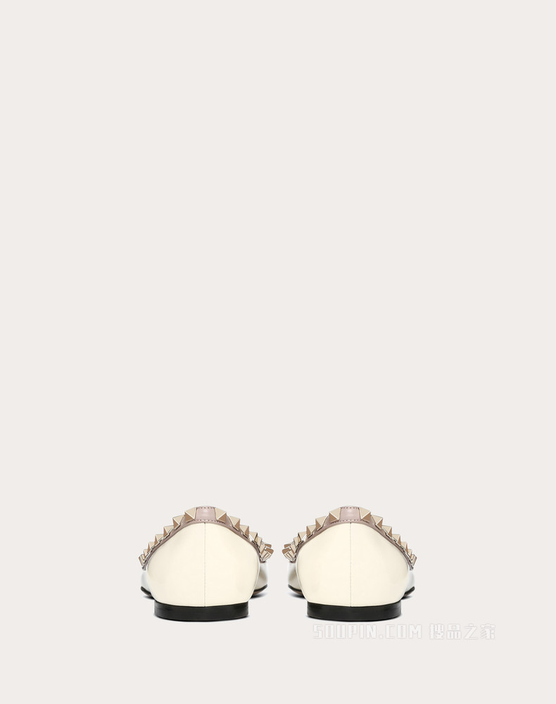 Rockstud 漆皮铆钉芭蕾平底鞋（鞋跟高 0.5 厘米）