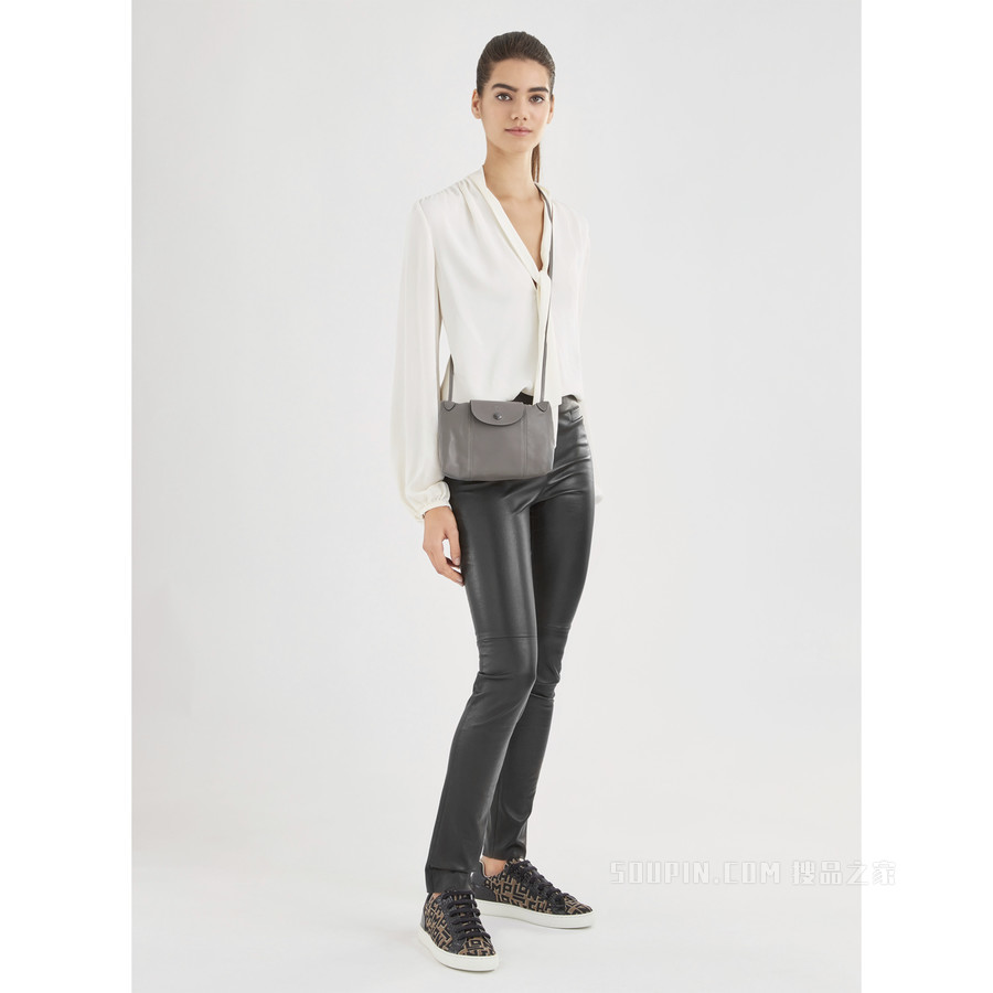 Le Pliage Cuir 斜挎包 - 灰色