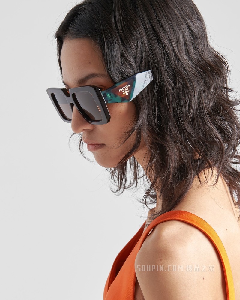 Prada Symbole 太阳镜