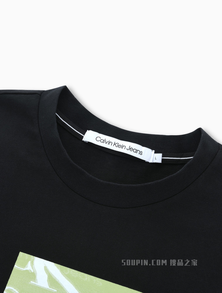 Calvin Klein 22春夏新款男士时尚圆领纯棉印花宽松透气短袖T恤J320946