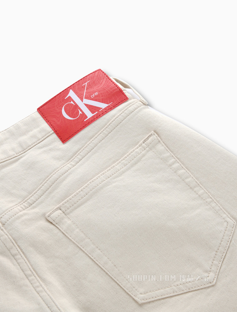 Calvin Klein 22春夏新款男士LOGO贴片水洗拉链宽松阔腿牛仔裤J320995