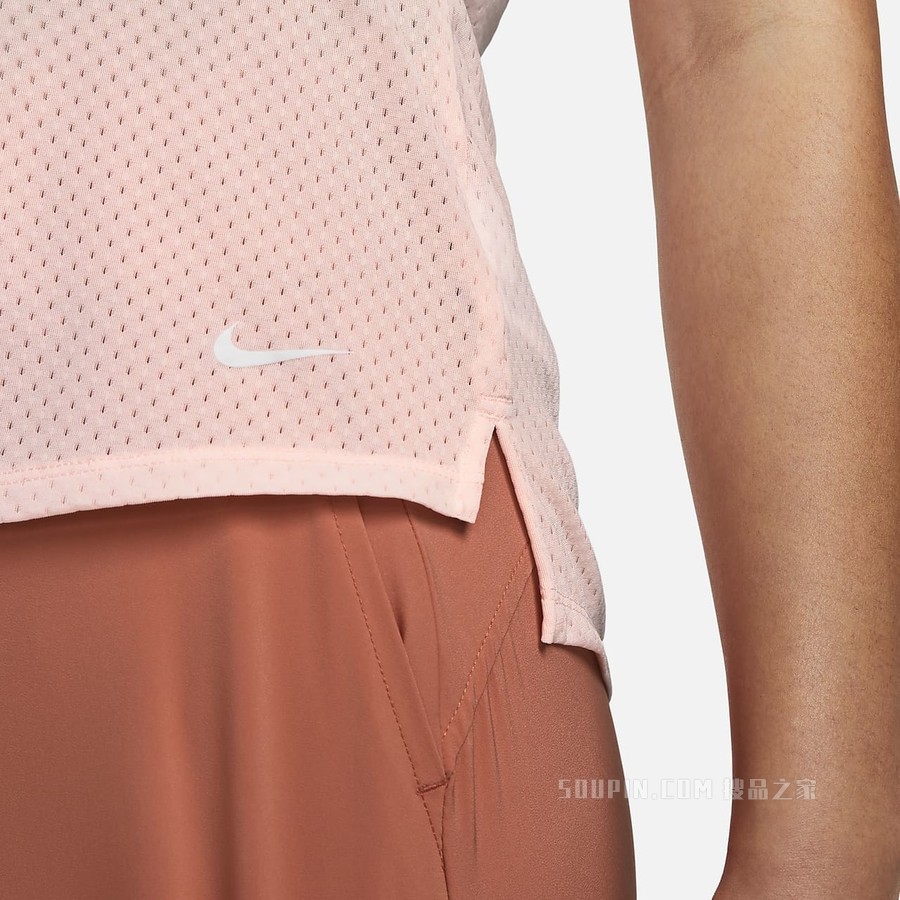Nike Dri-FIT One Breathe 女子短袖训练上衣