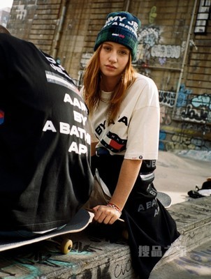 Tommy【AAPE联名】22新款春夏纯棉迷彩印花LOGO短袖T恤DM0DM13725
