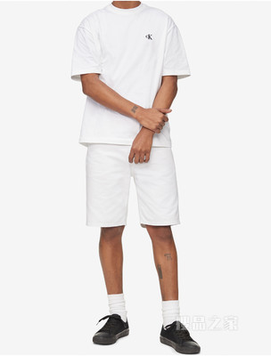Calvin Klein 22春夏新款男士休闲纯棉圆领刺绣LOGO短袖T恤40HM229