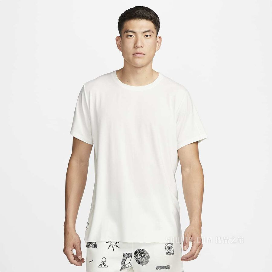 Nike Yoga Dri-FIT 男子短袖上衣