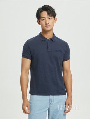 Calvin Klein 22春夏男时尚翻领立体LOGO贴片短袖POLO衫J320562