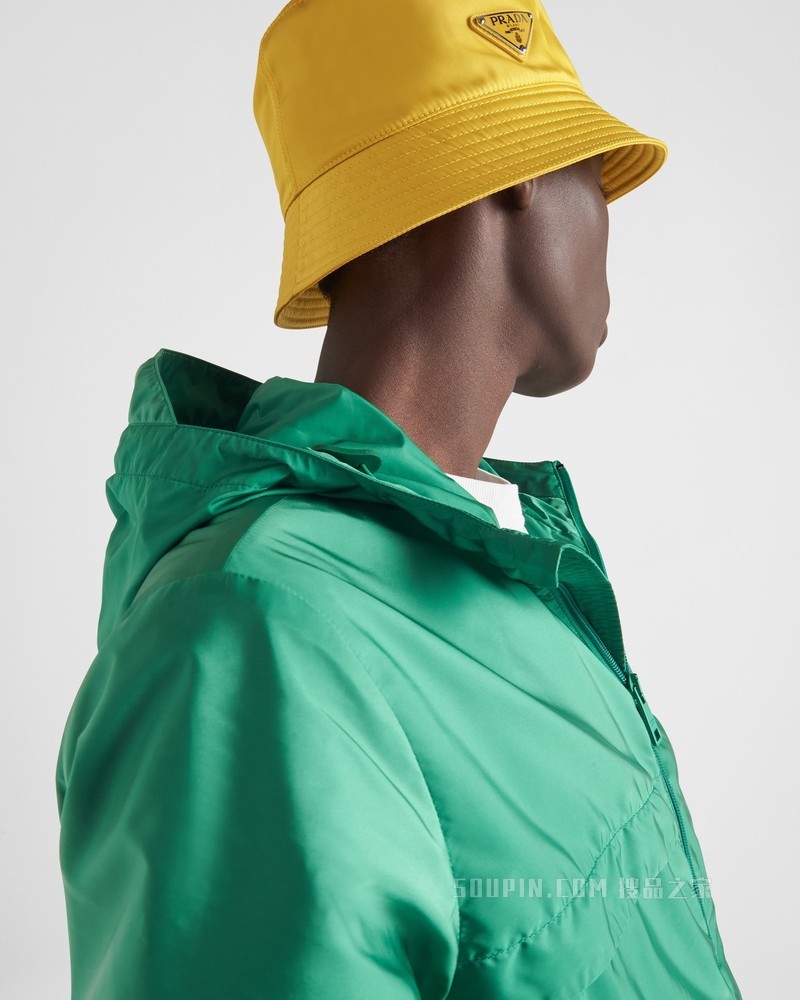 Re-Nylon 再生尼龙夹克