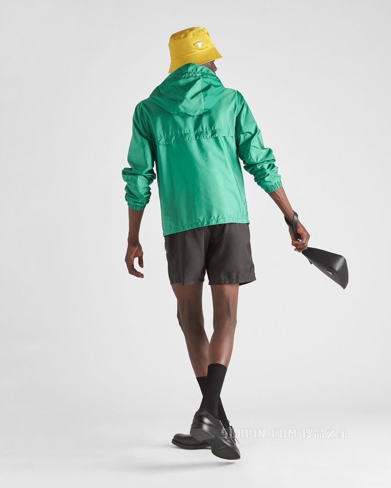 Re-Nylon 再生尼龙夹克