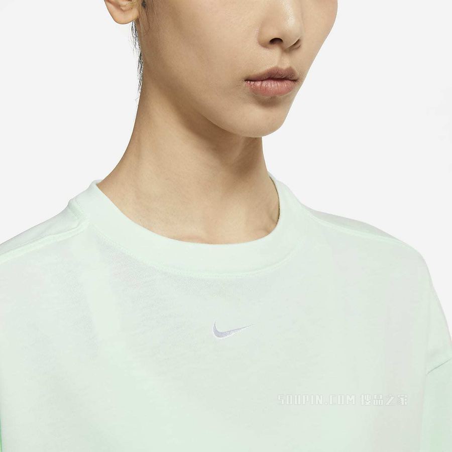 Nike Sportswear Essential 女子短袖上衣