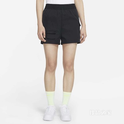 Nike Sportswear Swoosh 女子短裤