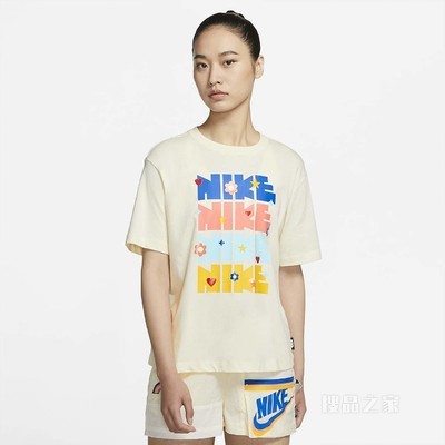 Nike Sportswear Essential 女子短袖上衣