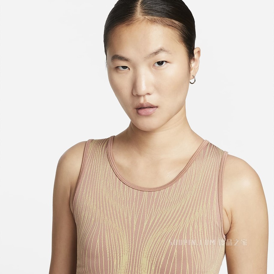 Nike Yoga Dri-FIT ADV 女子短款上衣