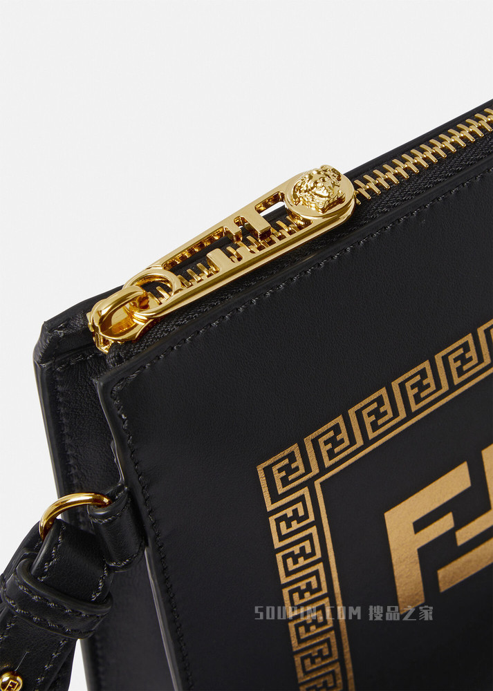 Fendace Logo皮革手拿包