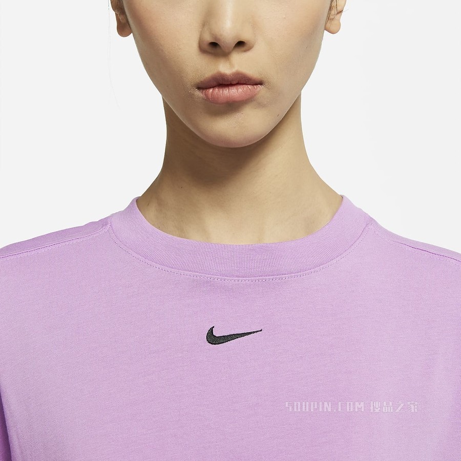 Nike Sportswear Essential 女子短袖上衣