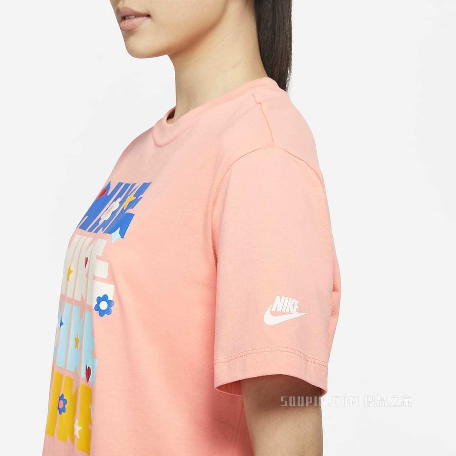 Nike Sportswear Essential 女子短袖上衣