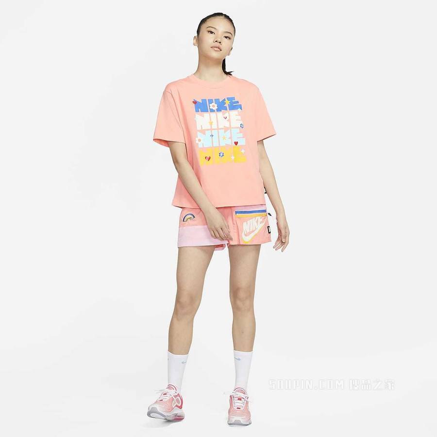 Nike Sportswear Essential 女子短袖上衣