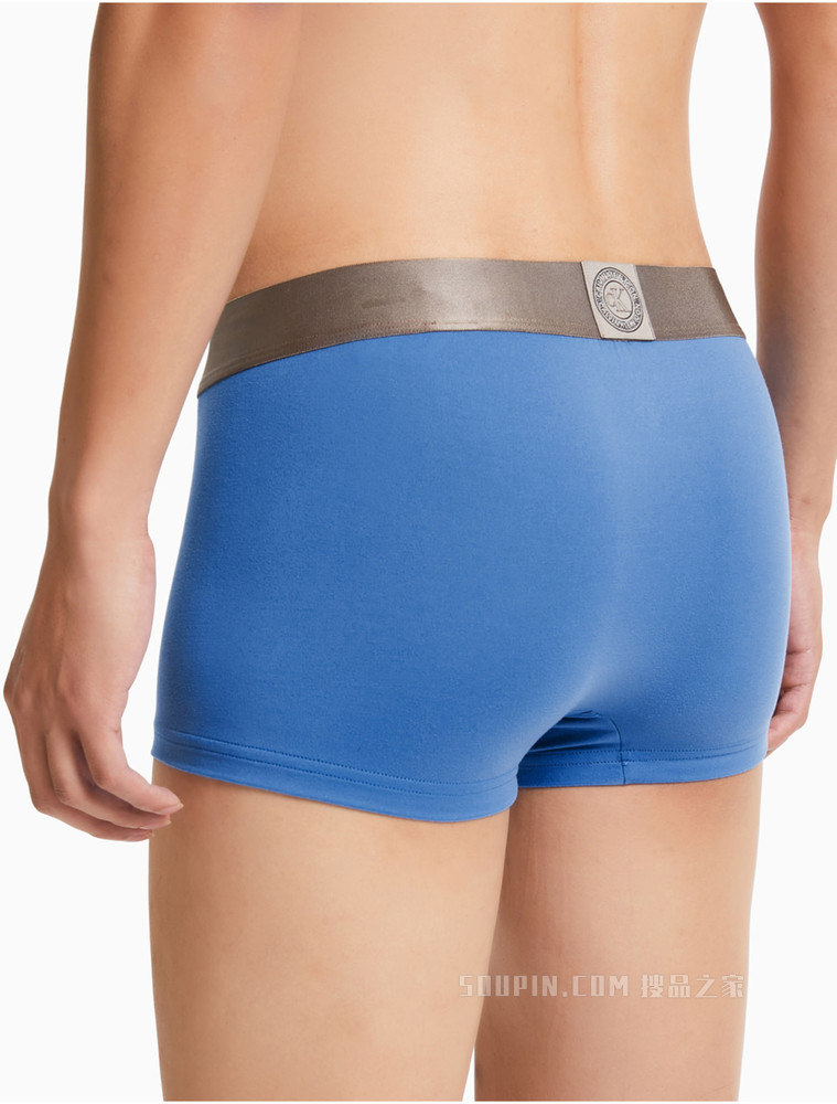 【炫光引力带】Calvin Klein 男士光泽目LOGO腰边细滑透气平角内裤NB2540