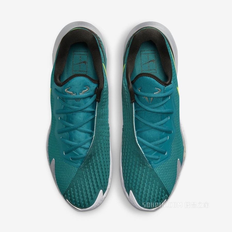 Nike Zoom Vapor Cage 4 Rafa 男子硬地球场网球鞋