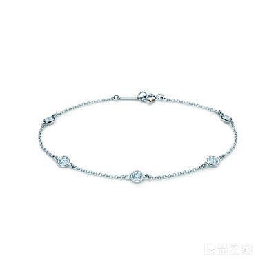 Elsa Peretti® 系列铂金 Diamonds by the Yard™ 手链。