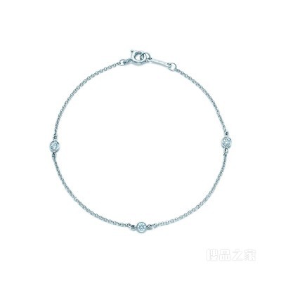 Elsa Peretti® 系列铂金 Diamonds by the Yard™ 手链。