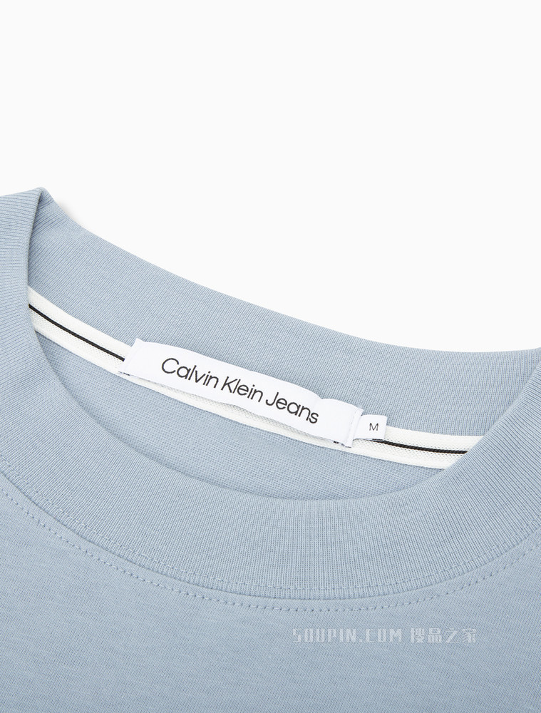 Calvin Klein 22春夏男女同款切割图案印花短袖T恤J400212