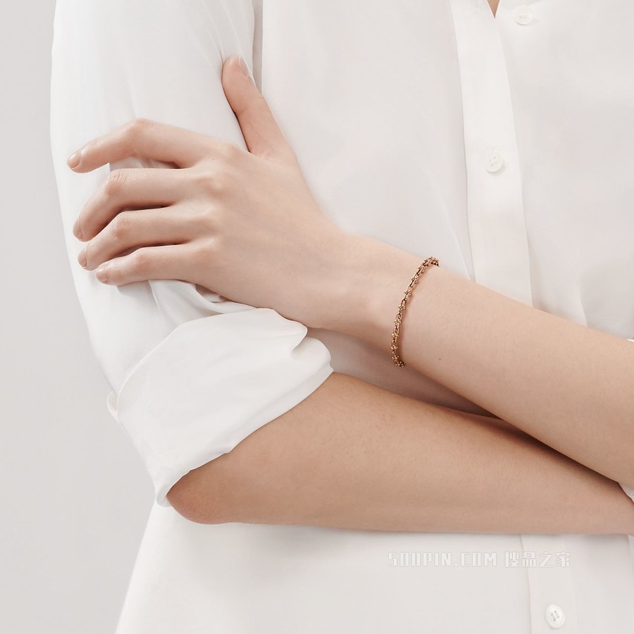 Tiffany HardWear 系列 18K 玫瑰金微型链环手链，大号。