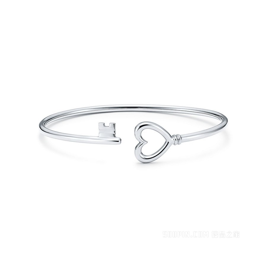 Tiffany Keys 系列 18K 白金中号心形线圈手镯。