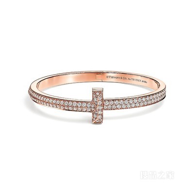Tiffany T1 系列 18K 玫瑰金镶钻宽式手镯，中号。