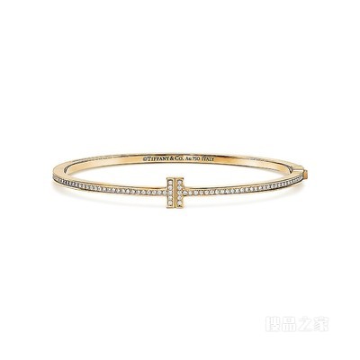 Tiffany T 系列 18K 黄金镶钻铰链线圈手镯，中号。