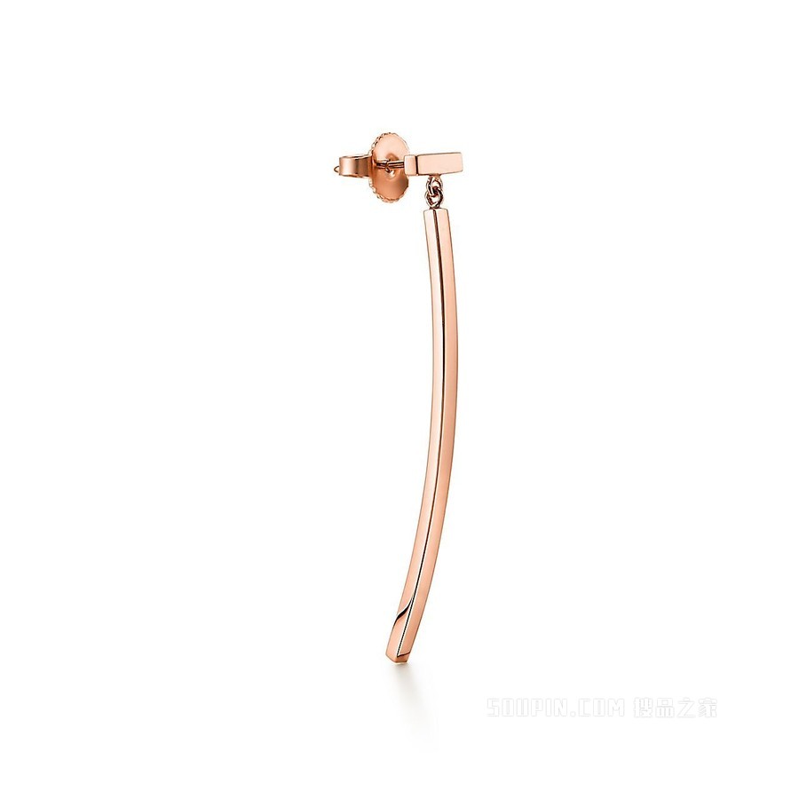 Tiffany T 系列 18K 玫瑰金条形耳环。