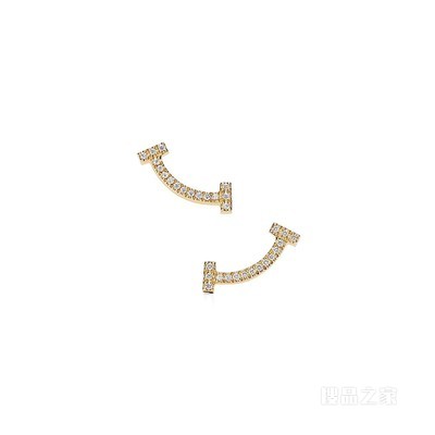 Tiffany T 系列 18K 黄金镶钻微笑耳环。
