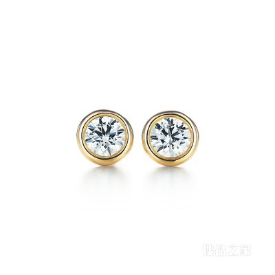 Elsa Peretti® 系列 Diamonds by the Yard™ 18K 黄金耳环。