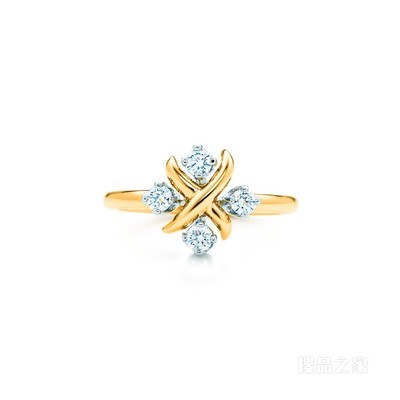 Tiffany & Co. Schlumberger 系列铂金和 18K 黄金镶钻 Lynn 戒指。