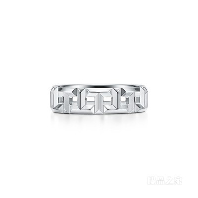 Tiffany T 系列 18K 白金 True 宽式戒指，5.5 毫米宽。