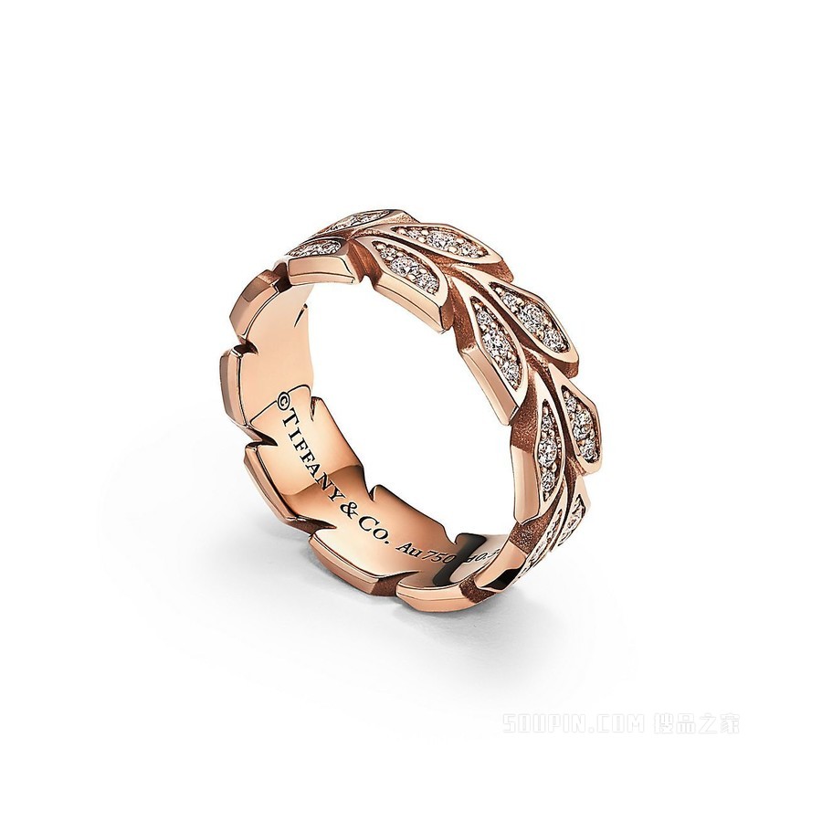Tiffany Victoria™ 系列 18K 玫瑰金镶钻藤蔓戒指，宽 6 毫米
