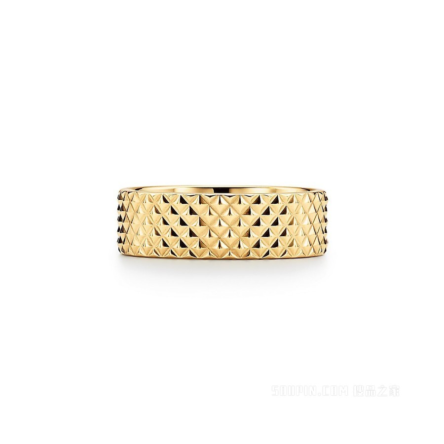 Diamond Point 系列 18K 黄金宽式戒指，宽 6.9 毫米。