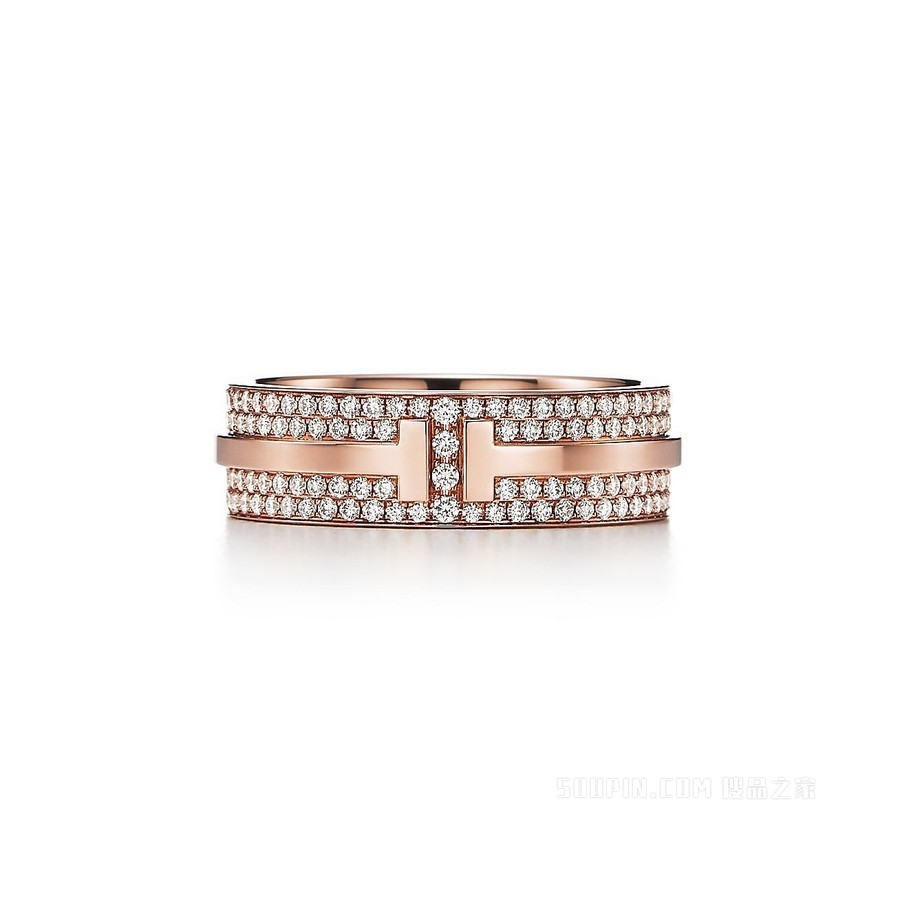 Tiffany T 系列 18K 玫瑰金铺镶钻石宽式戒指，宽 5.8 毫米。