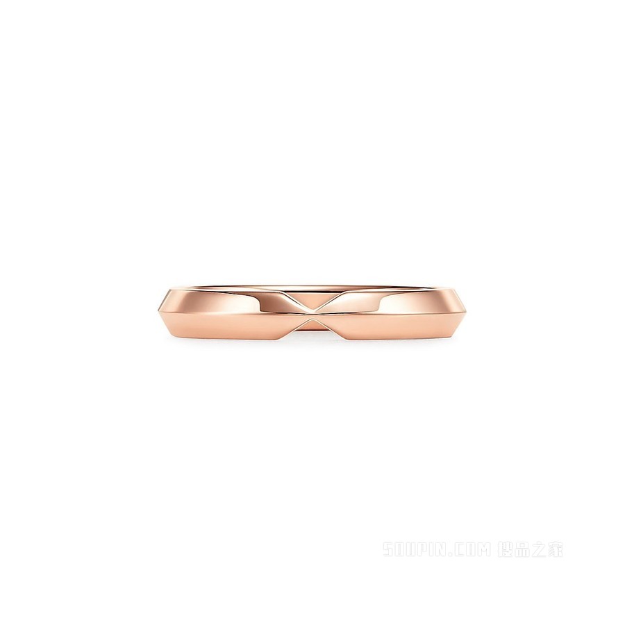 The Tiffany® Setting 系列 18K 玫瑰金嵌套窄式戒指，宽 3 毫米。