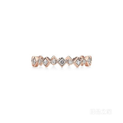 Tiffany Jazz™ 系列 18K 玫瑰金镶钻戒指。