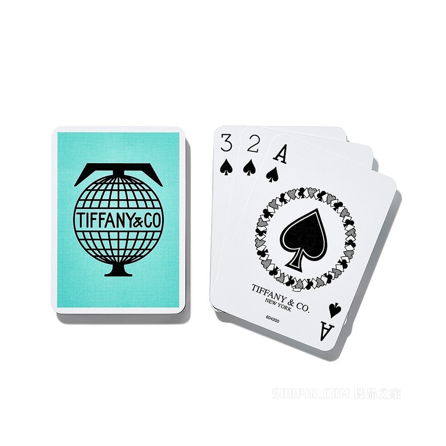 Tiffany Travel 系列扑克牌，搭配 Tiffany Blue® 蒂芙尼蓝色盒子。