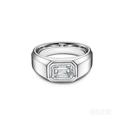 The Charles Tiffany® Setting 男士订婚钻戒