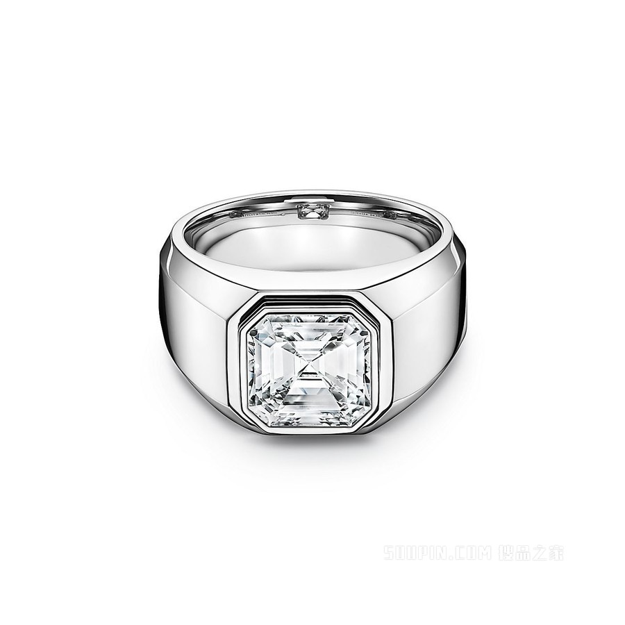 The Charles Tiffany® Setting 男士订婚钻戒