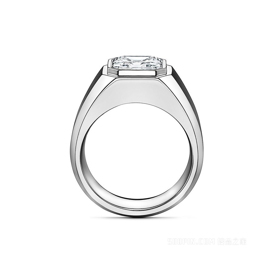 The Charles Tiffany® Setting 男士订婚钻戒
