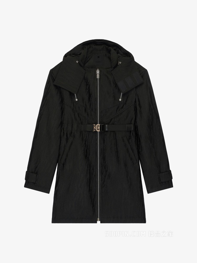 金属质感细节风衣