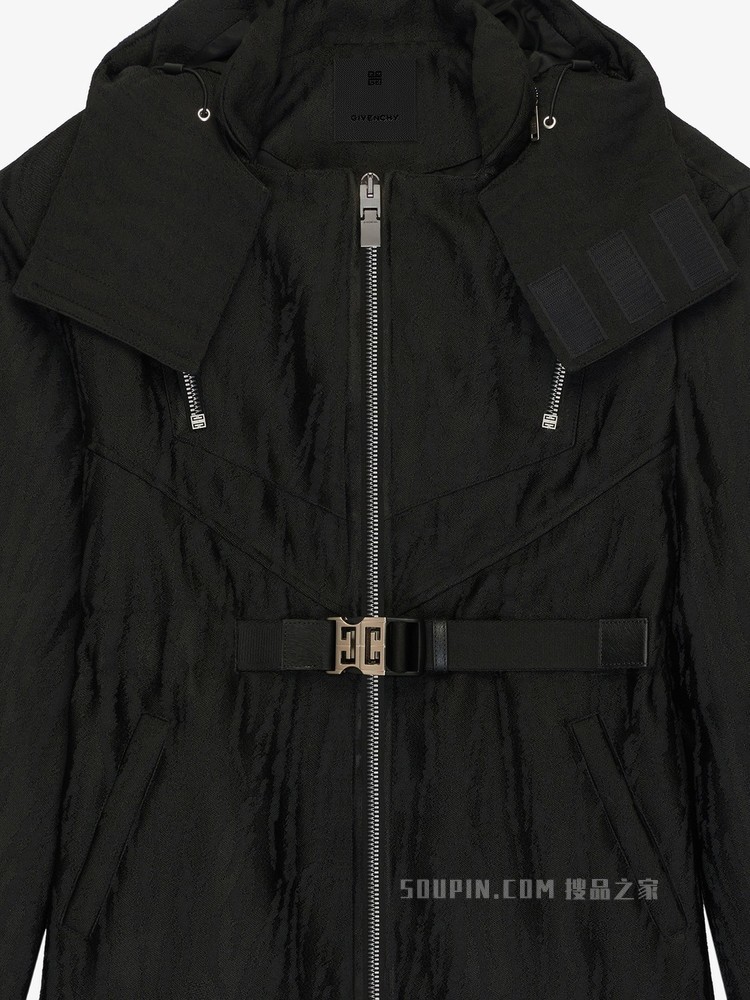 金属质感细节风衣