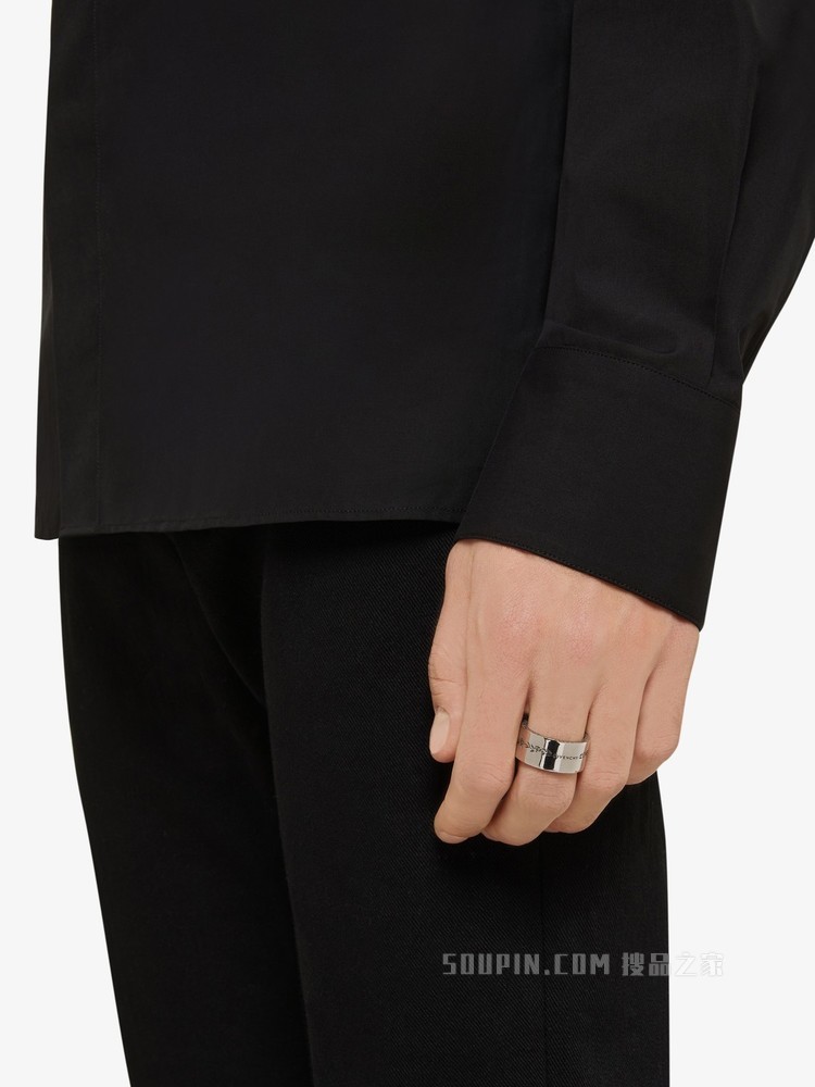 GIVENCHY LOGO哥特风格戒指