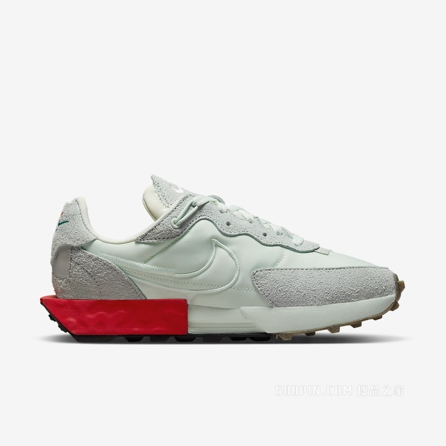 Nike Fontanka Waffle 女子运动鞋