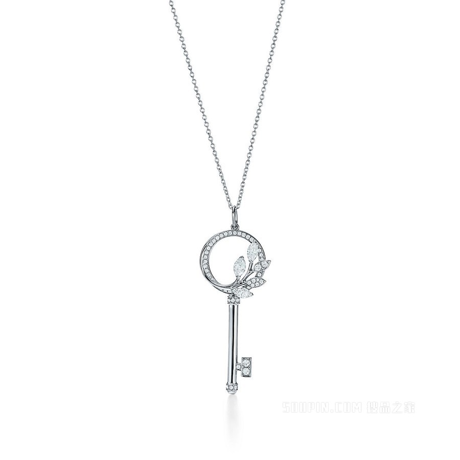 Tiffany Keys 系列 Tiffany Victoria™ 铂金镶钻藤蔓圈形钥匙，中号。